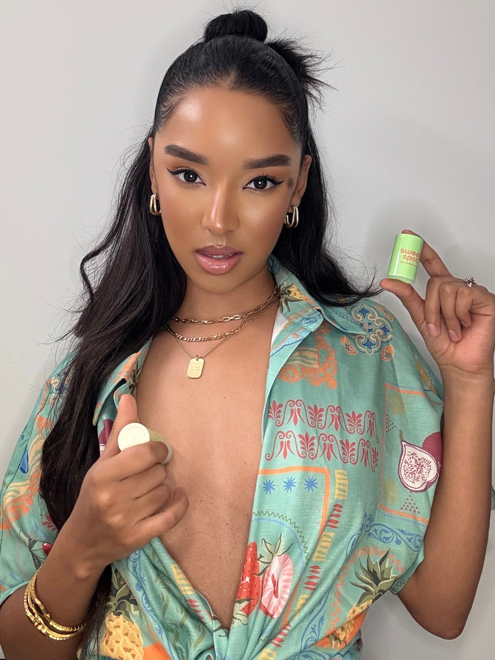 Sweetums Vanilla Pear Solid Fragrance Stick